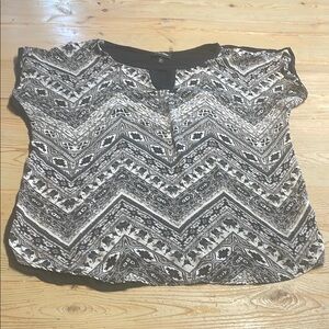 Star Vixen Black and White Boxy Blouse